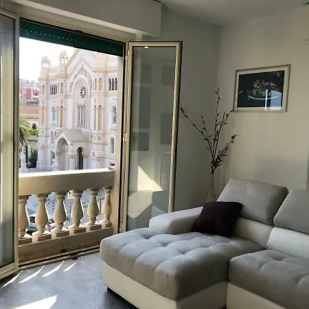 Duomo Luxury Suites * Ρέτζιο ντι Καλάμπρια