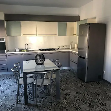 Duomo Luxury Suites *