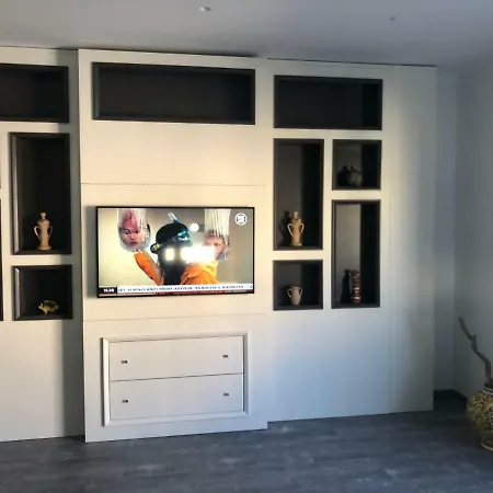 Duomo Luxury Suites * Ρέτζιο ντι Καλάμπρια